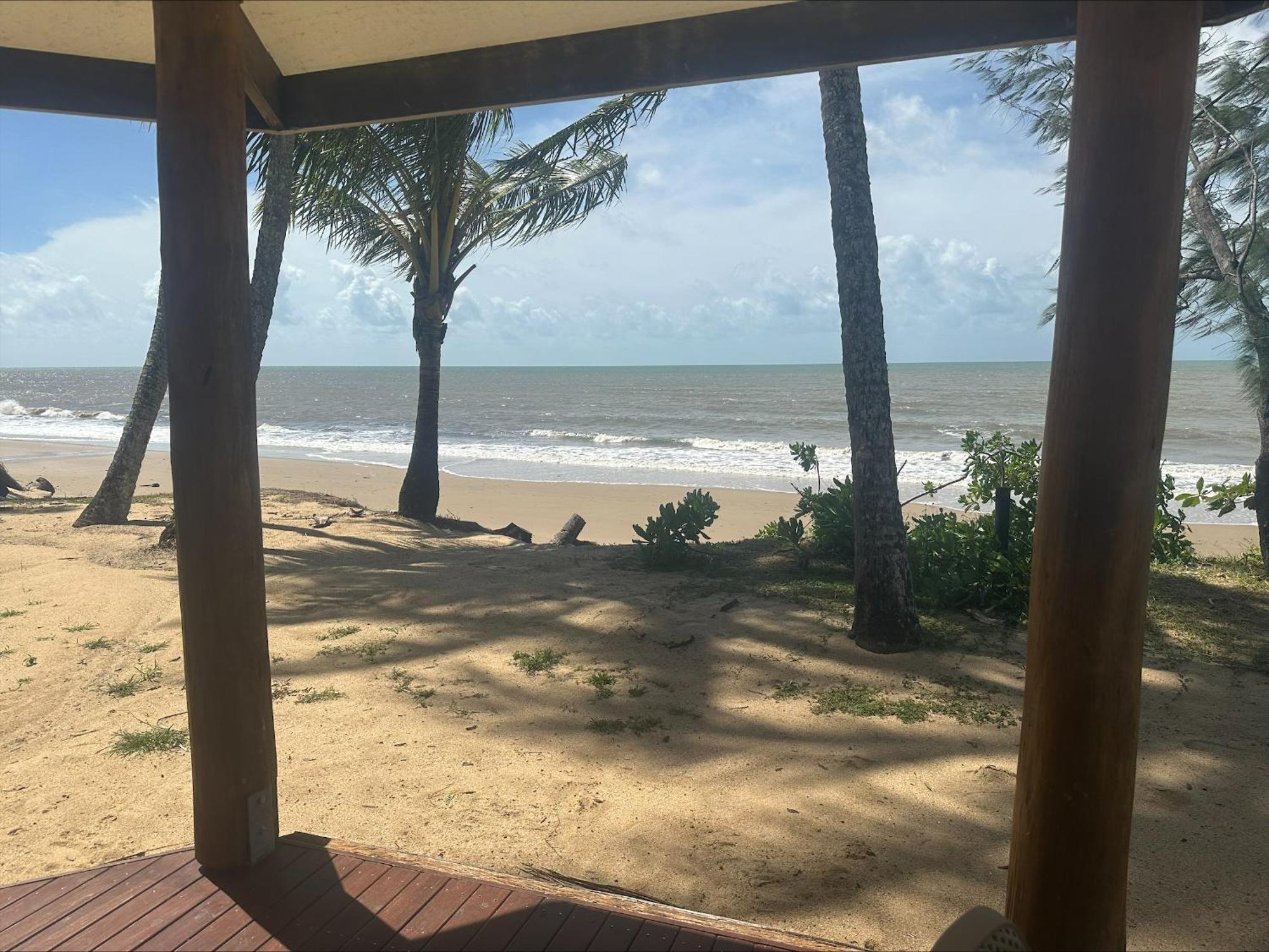 埃利斯海滩海滨简易别墅酒店 棕榈湾 外观 照片